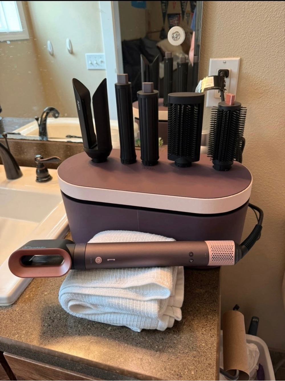 Dyson Co-and a2x Hair Styler in Bronze and Black - Picture 2 of 6